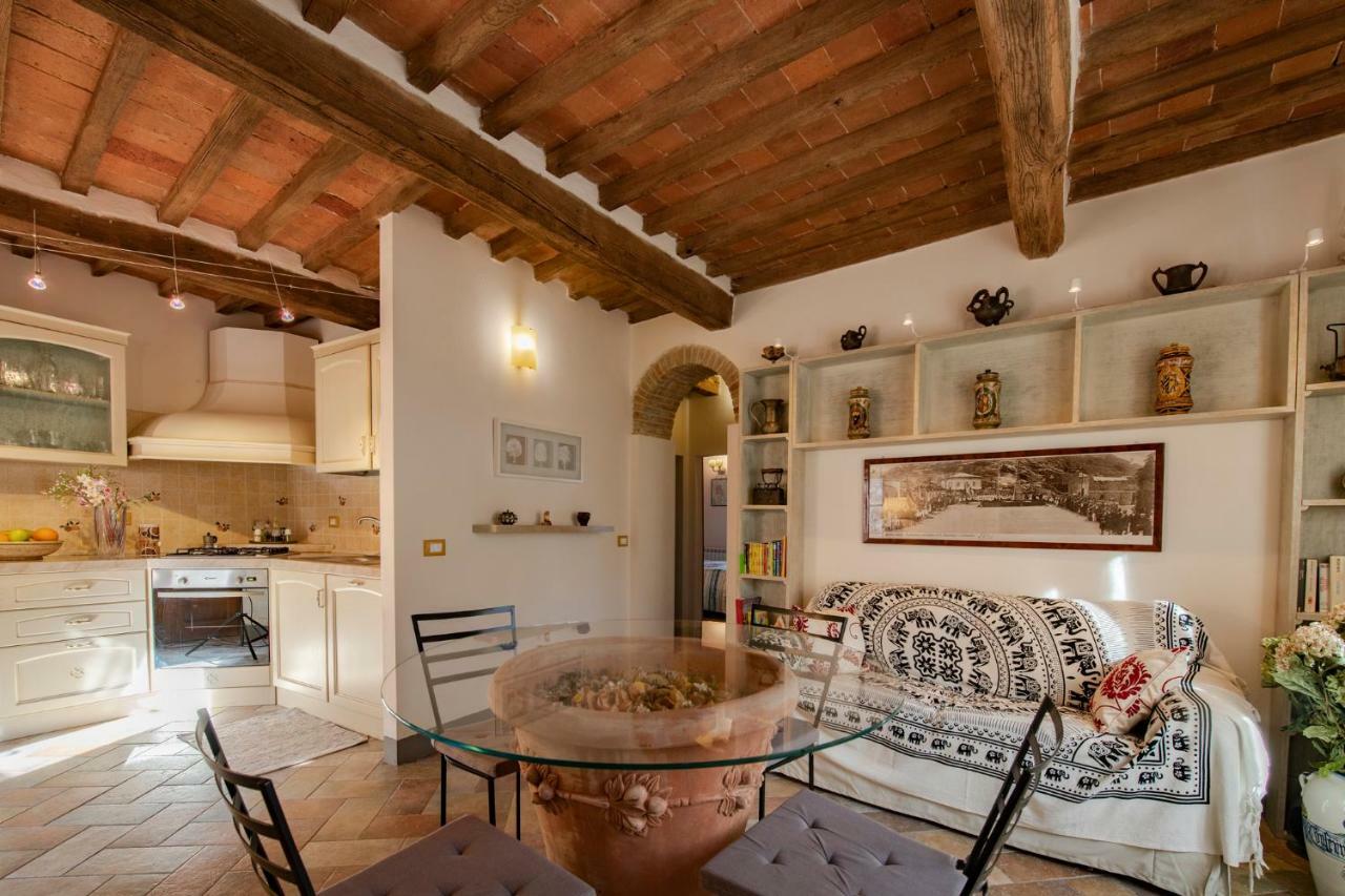 La Casina Di Pia Apartamento Montieri Exterior foto
